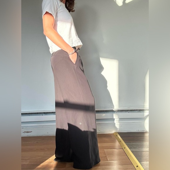 lululemon athletica Pants - Lululemon black high-waisted wide-leg pants Size 4